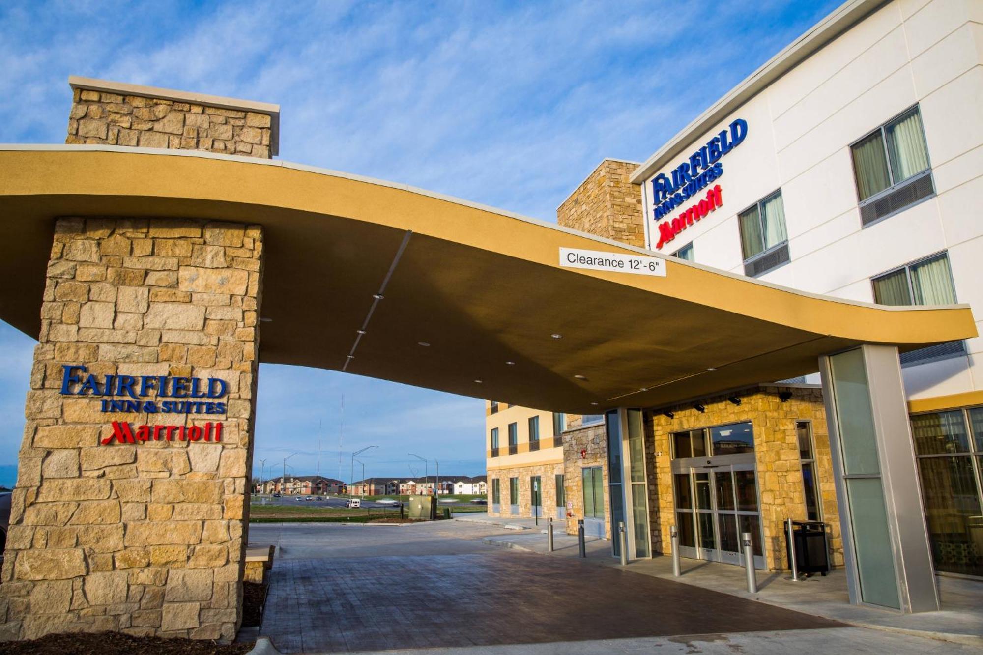 Fairfield Inn & Suites By Marriott Lincoln Southeast Exterior foto